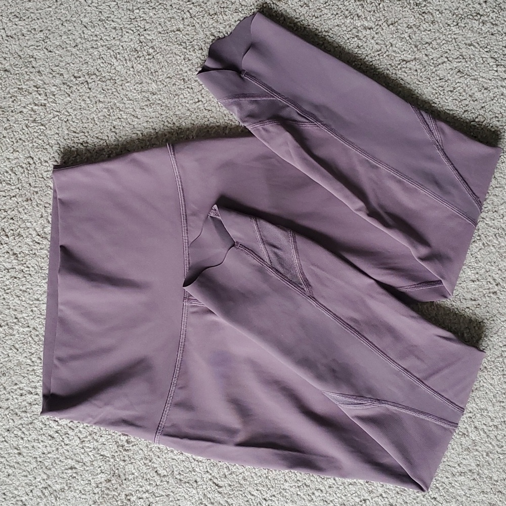 Lululemon cropped leggings
